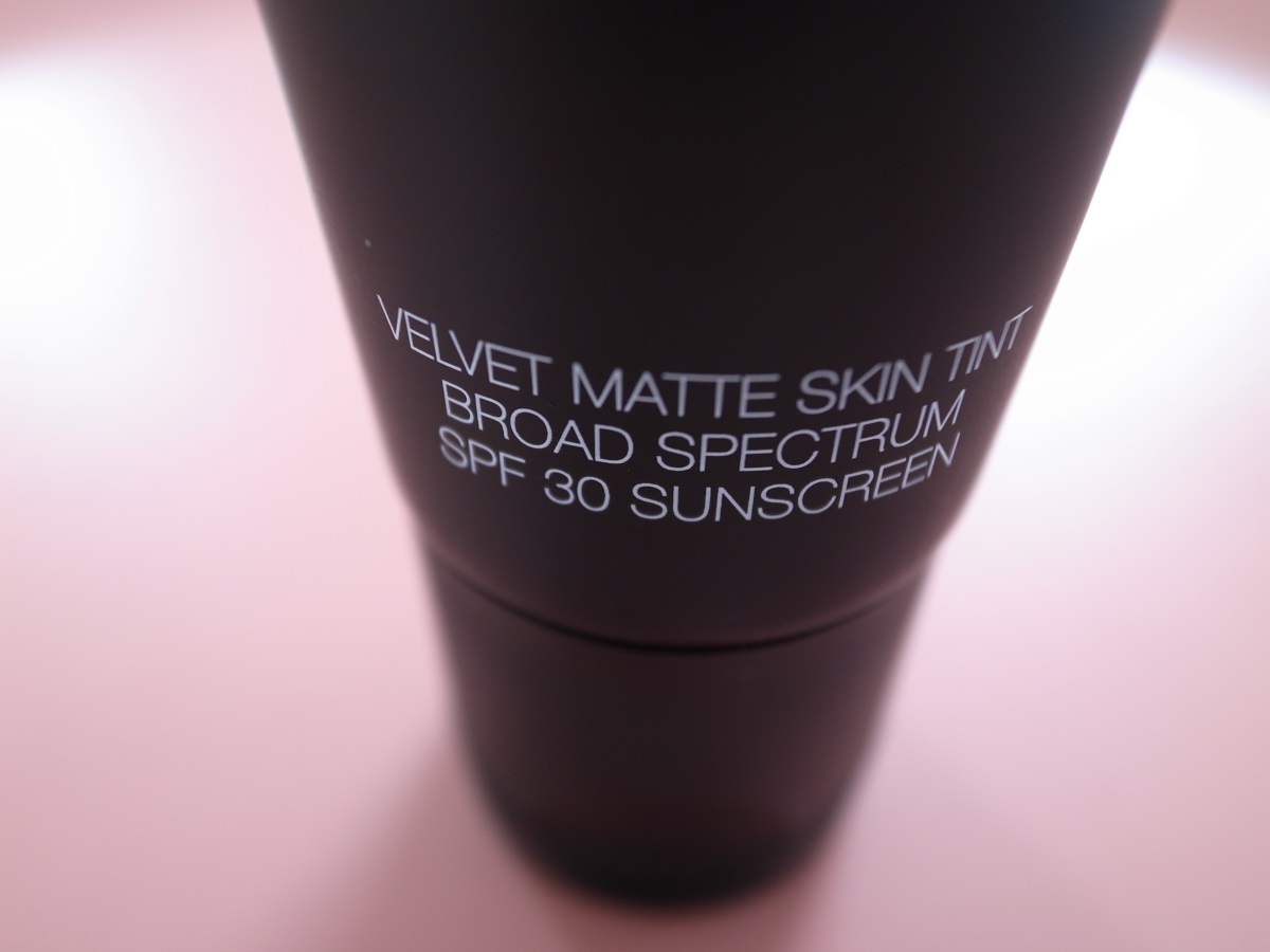#nomakeup Look Shiseido Synchro Skin, Nars Velvet Matte Skin Tint