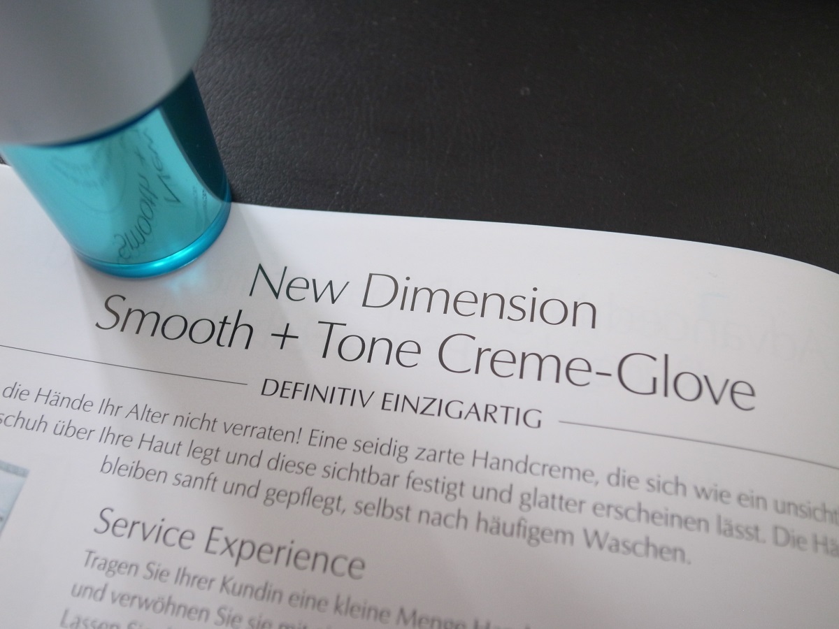 ESTÉE LAUDER New Dimension Smooth + Tone Creme-Glove