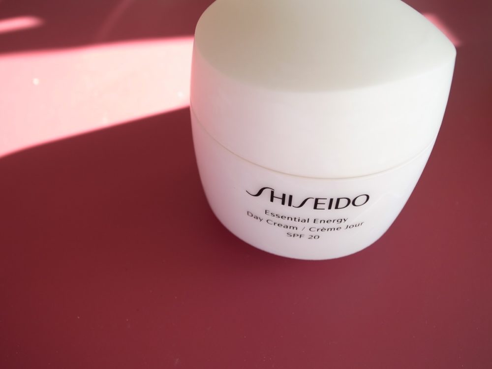 Shiseido Essential Energy Day Cream Spf 20 Review
